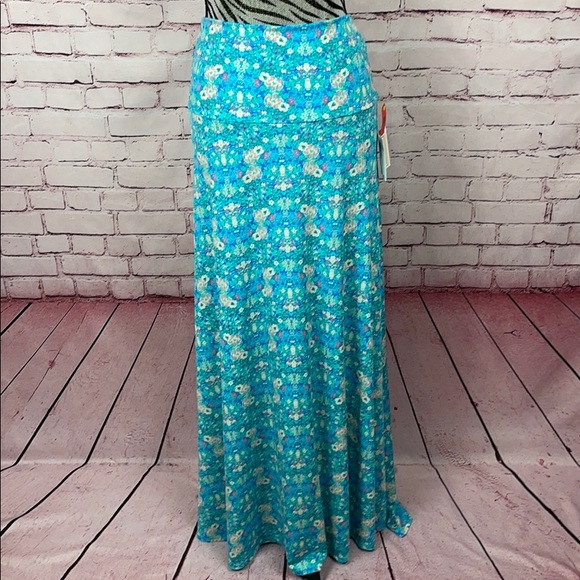 LuLaRoe Dresses & Skirts - LuLaRoe Maxi Skirt NWT Size Medium